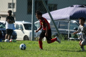 U-11サッカー大会県央決勝の様子