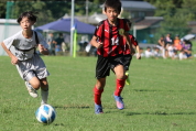 U-11サッカー大会県央決勝の様子