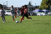 U-11サッカー大会県央決勝の様子