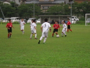 2014年8月9日に開催されたしんきんカップ第12回キッズサッカー大会県央決勝トーナメントの様子